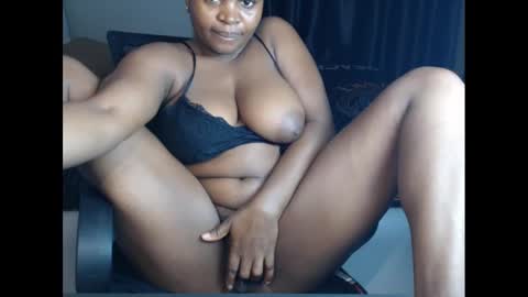 chloe online show from December 2024 06:09:02 PM