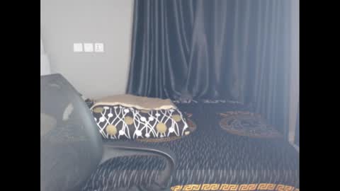 chloe online show from December 2024 09:29:02 PM