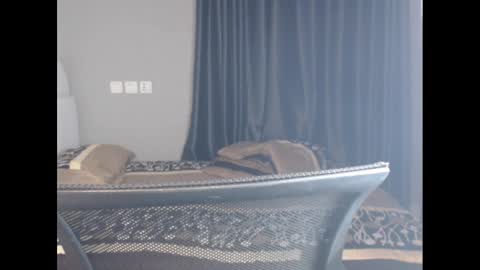 chloe online show from January 2025 08:37:01 PM