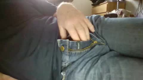 Snapshot of curiosthings chatting on February 2026 08:30:02 AM curiosthings online show from February 2026 08:30:02 AM