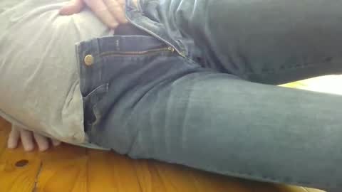 Snapshot of curiosthings chatting on March 2026 07:47:02 AM curiosthings online show from March 2026 07:47:02 AM