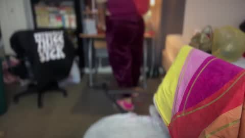 Kay online show from December 2024 11:23:02 PM