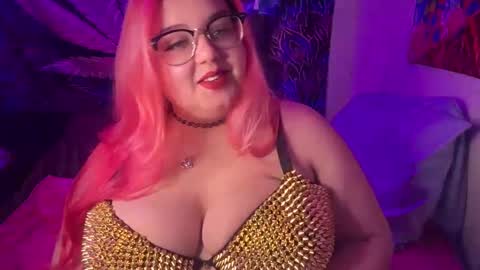 Kay online show from January 2025 01:00:01 AM