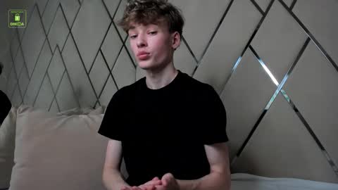 Snapshot of curlytwinkboy chatting on September 2025 08:47:02 PM KEVIN online show from September 2025 08:47:02 PM