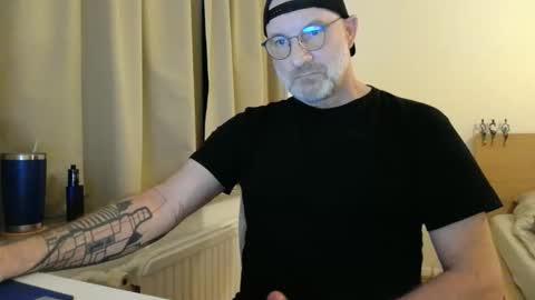 Curman85 online show from March 2026 11:21:01 PM