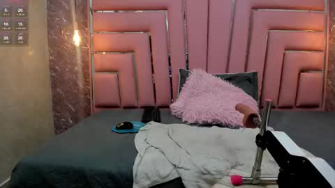 Alyanna  online show from November 2025 11:43:02 AM