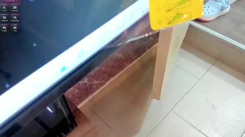 Alyanna  online show from November 2025 12:05:01 PM