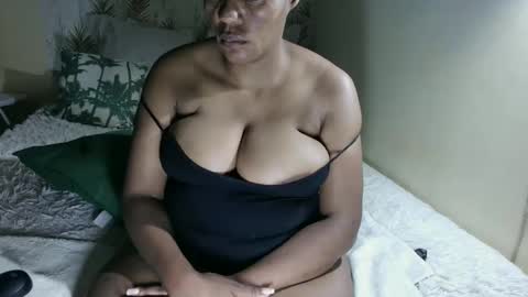 curvybae45 online show from October 2025 03:39:02 AM