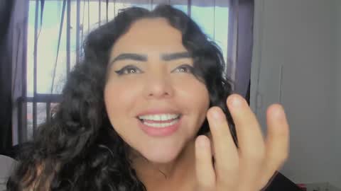 Snapshot of curvypornxxx chatting on December 2024 06:42:02 PM curvypornxxx online show from December 2024 06:42:02 PM
