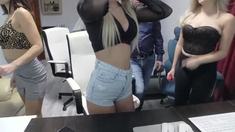  and follow twittercute00kiara2 online show from November 2025 12:27:01 PM