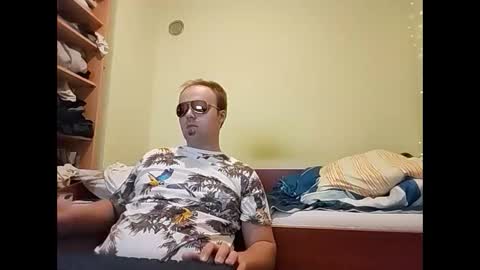 Snapshot of cute69696969 chatting on December 2024 02:03:02 AM cute69696969 online show from December 2024 02:03:02 AM