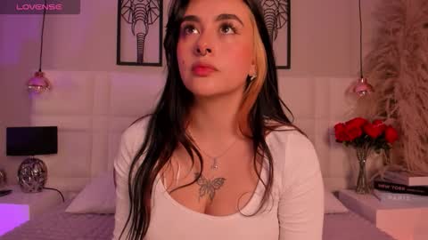 Amber  online show from January 2026 07:28:02 PM