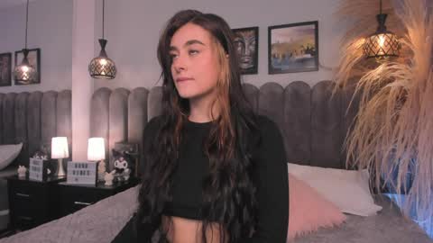 Amber  online show from March 2026 08:41:02 PM