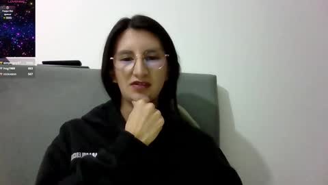 cute_amber_1 online show from December 2024 11:39:01 PM