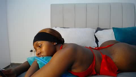 Liya online show from October 2025 03:44:01 PM