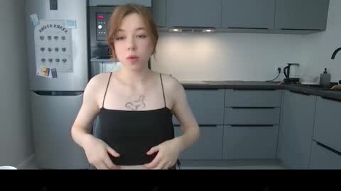 Amanda online show from November 2025 12:04:02 PM