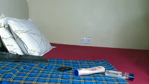 Snapshot of cute_beb2 chatting on February 2025 09:09:01 AM V EE online show from February 2025 09:09:01 AM