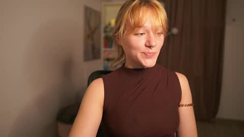 Snapshot of cute_brutality chatting on November 2025 07:36:02 PM Coco online show from November 2025 07:36:02 PM