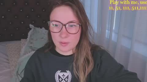 Everyday stream in the same time online show from April 2026 01:45:01 AM