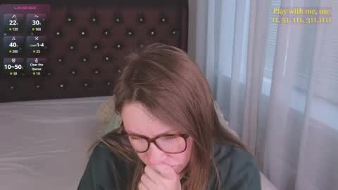 Snapshot of cute_darina chatting on April 2026 01:18:01 AM Everyday stream in the same time online show from April 2026 01:18:01 AM