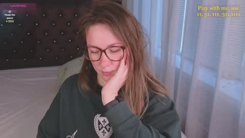 Snapshot of cute_darina chatting on April 2026 01:41:02 AM Everyday stream in the same time online show from April 2026 01:41:02 AM