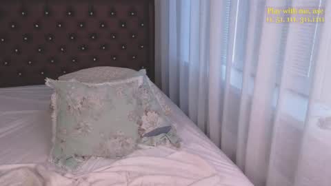 Snapshot of cute_darina chatting on April 2026 01:26:01 AM Everyday stream in the same time online show from April 2026 01:26:01 AM