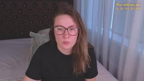Snapshot of cute_darina chatting on April 2026 02:27:02 AM Everyday stream in the same time online show from April 2026 02:27:02 AM