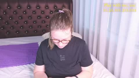 Snapshot of cute_darina chatting on May 2026 01:47:02 AM Everyday stream in the same time online show from May 2026 01:47:02 AM