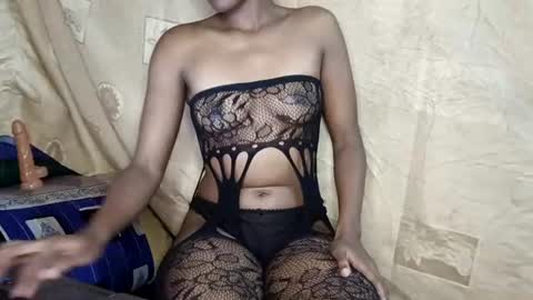 Snapshot of cute_favour2001 chatting on June 2026 11:12:02 AM favour online show from June 2026 11:12:02 AM