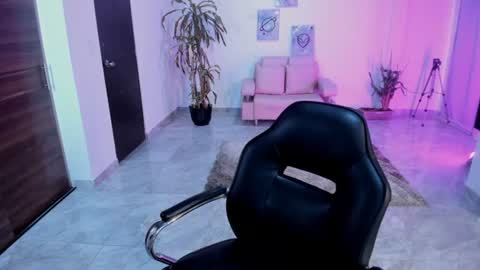 Snapshot of cute_fox_1 chatting on June 2026 01:08:02 PM Bella Fox online show from June 2026 01:08:02 PM