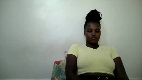 Snapshot of cute_heaven chatting on October 2025 08:45:02 AM cute_heaven online show from October 2025 08:45:02 AM