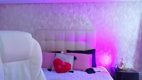 Sofa  online show from April 2026 12:30:01 PM