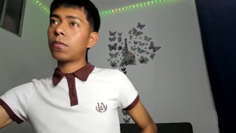 Snapshot of cute_horny_friends chatting on May 2026 11:41:02 AM AnderSamu online show from May 2026 11:41:02 AM