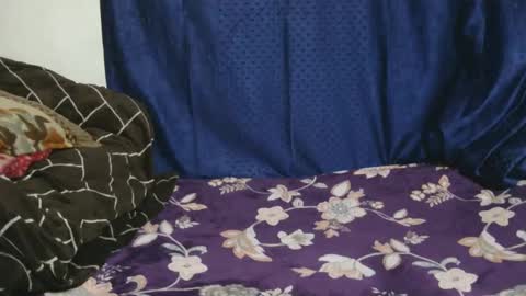 Snapshot of cute_kashmira99 chatting on February 2025 09:40:02 AM kashmira online show from February 2025 09:40:02 AM