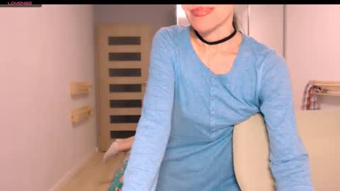 cute_lion_ online show from January 2026 05:06:01 PM