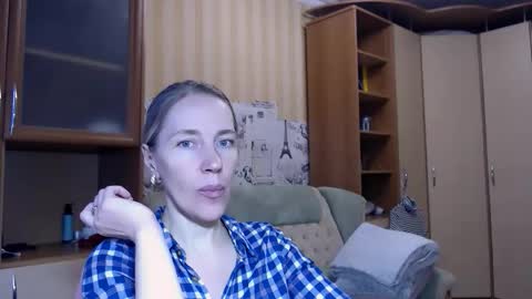 cute_lion_ online show from March 2026 02:10:01 PM