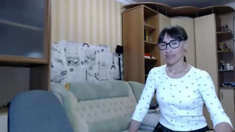 Snapshot of cute_lion_ chatting on June 2026 11:24:02 AM cute_lion_ online show from June 2026 11:24:02 AM