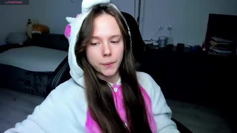 Emily online show from April 2026 04:10:02 PM