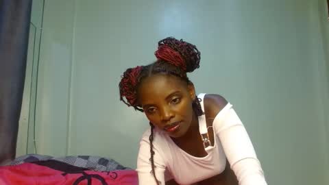 cute_lorna online show from April 2026 11:53:02 AM