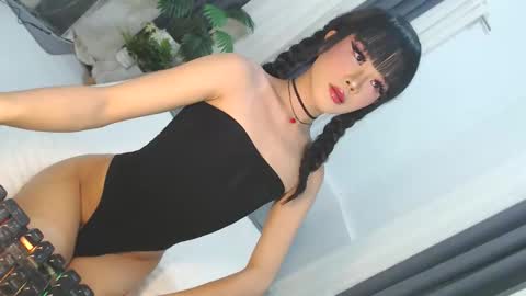 Snapshot of cute_maloi chatting on May 2026 12:10:01 PM Jane online show from May 2026 12:10:01 PM