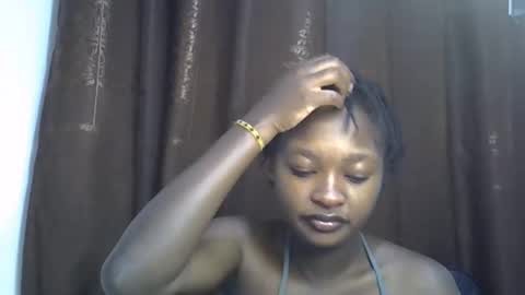 Snapshot of cute_melissa1 chatting on April 2026 08:35:02 PM cute_melissa1 online show from April 2026 08:35:02 PM