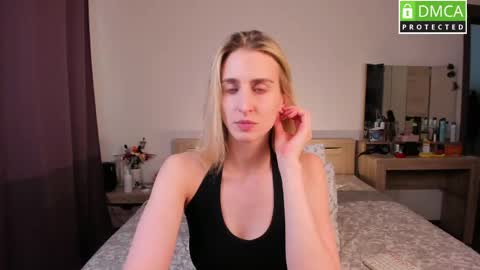 Snapshot of cute_milana chatting on May 2026 01:06:01 PM Milana online show from May 2026 01:06:01 PM