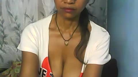 murielle online show from February 2025 12:25:02 PM