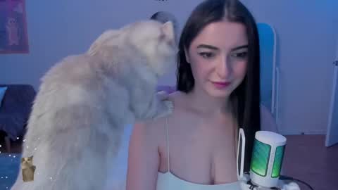 Snapshot of cute_redface_ chatting on December 2024 01:26:01 AM Bb online show from December 2024 01:26:01 AM