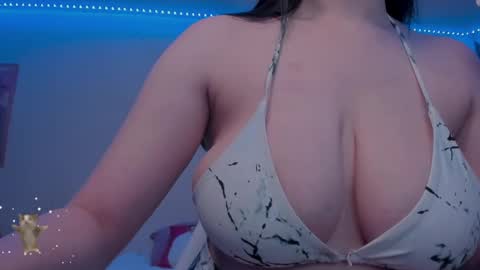 Snapshot of cute_redface_ chatting on December 2024 04:28:02 AM Bb online show from December 2024 04:28:02 AM