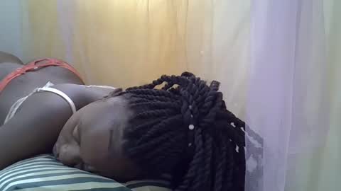 cute_savanna online show from February 2025 12:59:02 PM