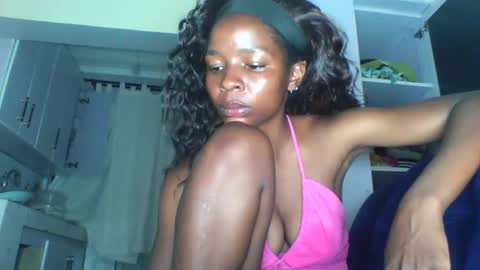 Snapshot of cute_sexy3 chatting on April 2026 09:50:01 PM SHARON online show from April 2026 09:50:01 PM
