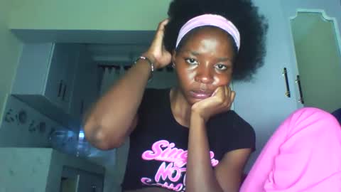 Snapshot of cute_sexy3 chatting on April 2026 02:52:02 PM SHARON online show from April 2026 02:52:02 PM
