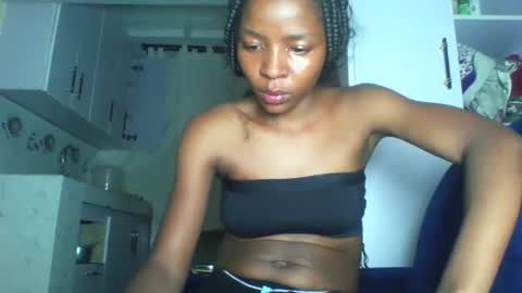 Snapshot of cute_sexy3 chatting on May 2026 10:15:02 PM SHARON online show from May 2026 10:15:02 PM