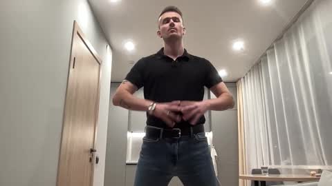 cute_skywalker online show from October 2025 04:24:01 AM